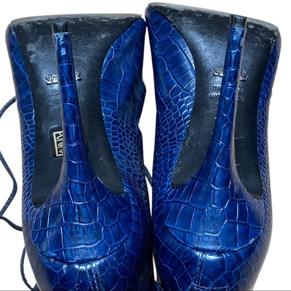 Schutz Blue Croc Leather Lace Up Ankle Booties 9.5 - Picture 7 of 8